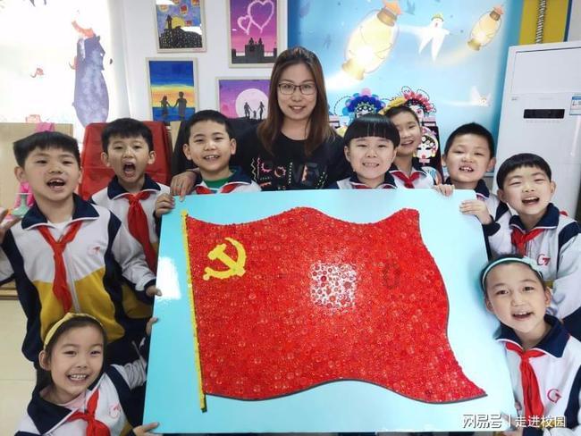 为什么我单独带两岁的儿子出门还有人跟我搭讪？游戏画面
